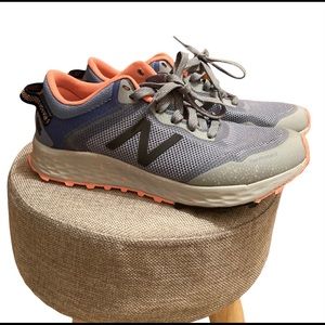 Ladies New Balance Shoes Size 7